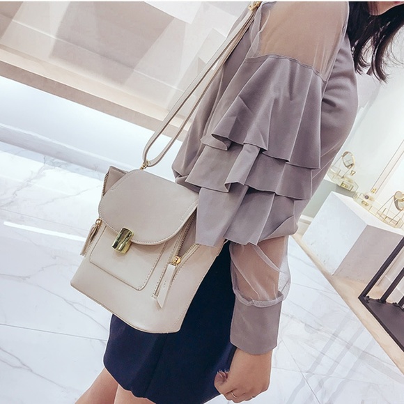 NEW VENUS Backpack - Picture 3 of 8